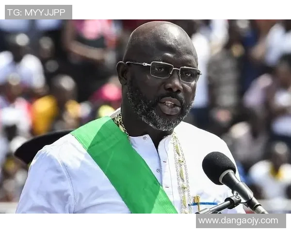 利比亚足球明星球员因场外争议引发媒体热议与球迷关注