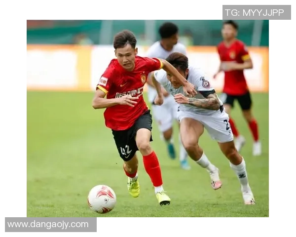 广州排球队以93分稳居联赛积分榜首位展现强劲实力